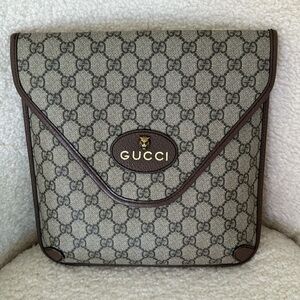 Gucci Neo Vintage Envelope Messenger GG Coated Canvas Medium Brown